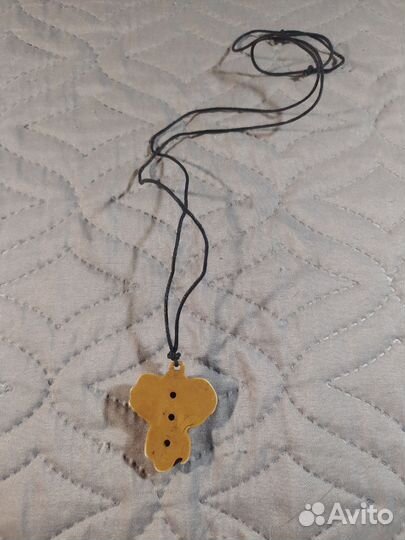 Украшение на шею