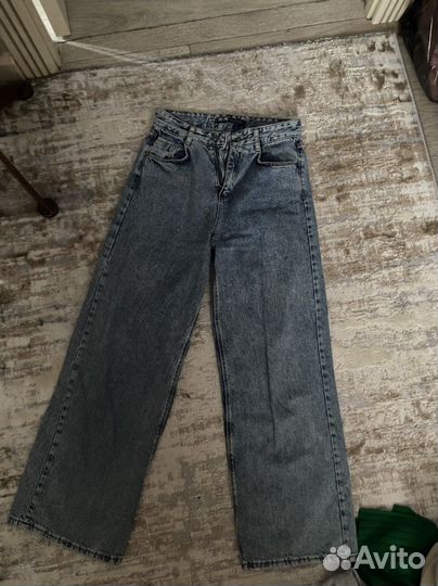 Джинсы трубы