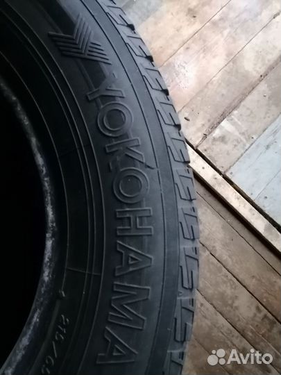 Yokohama Ice Guard IG50 215/65 R16 98Q