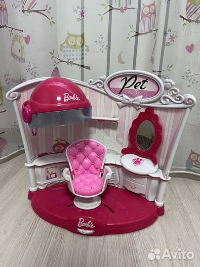 Салон красоты барби и досочка для мелков
