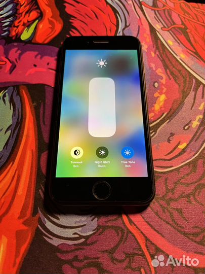 iPhone 8, 64 ГБ