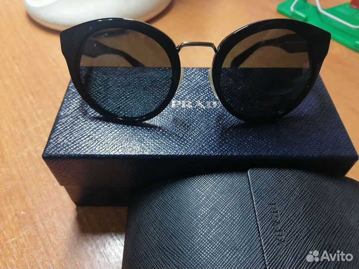 Солнцезащитные очки женские оригинал Prada