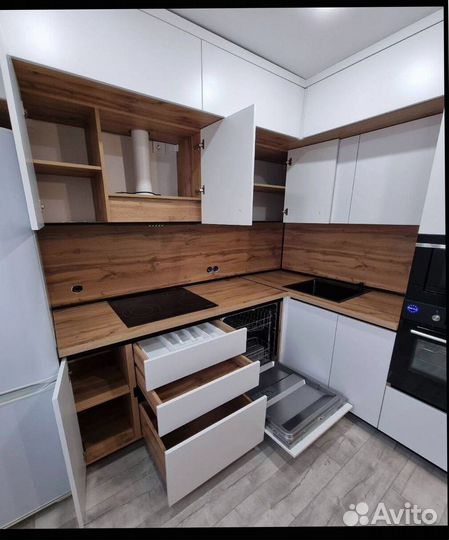 Индивидуальные угловые кухни