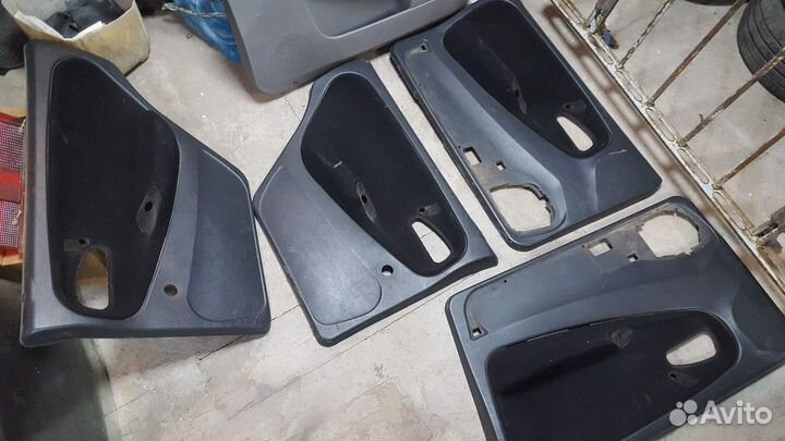 Обшивки дверей 2110 ваз 2114