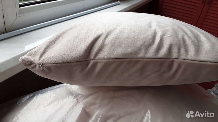 Подушка бархатная