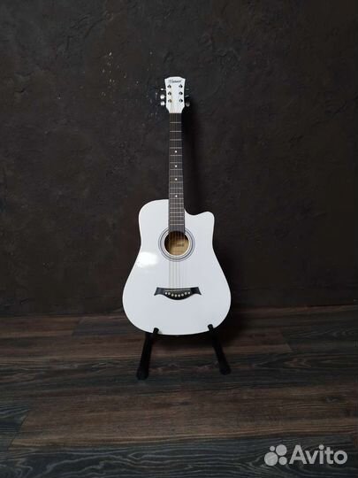 Гитара с комплектом