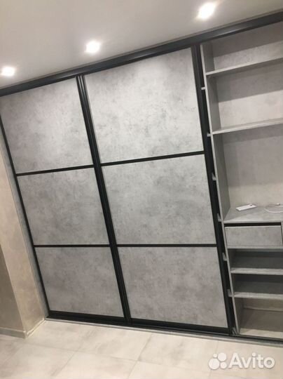 Встроенный шкаф