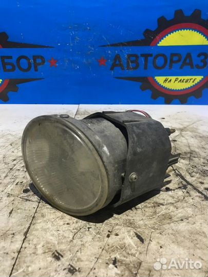 Фара противотуманная Nissan Elgrand