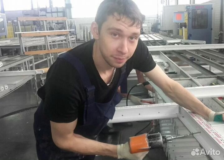 Мастер по ремонту пластиковых окон и дверей