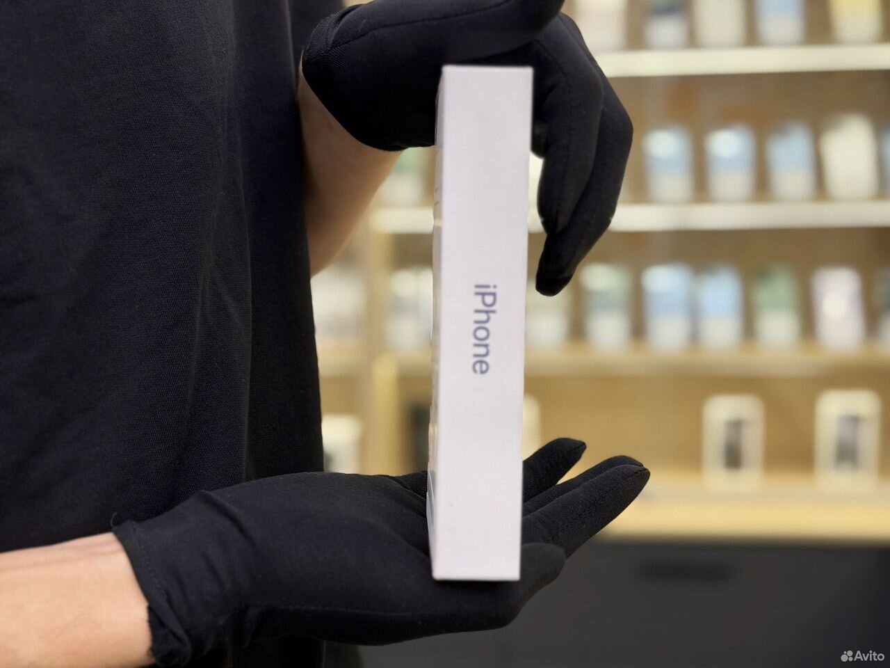 iPhone 17 Pro, 256 ГБ, eSIM