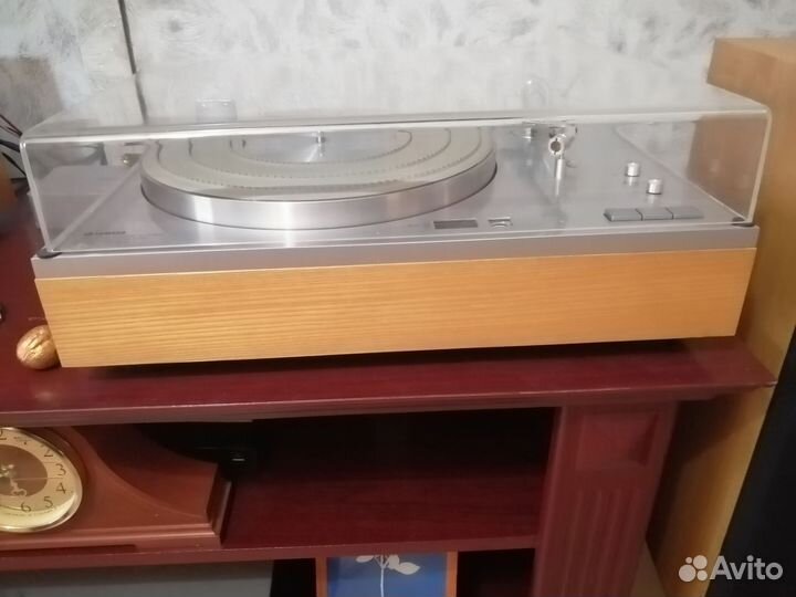 Проигрыватель винила Yamaha YP-800