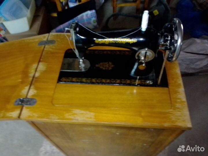 Швейная машина пмз им.Калинина, ножная