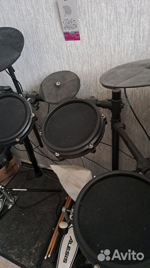 Электронная ударная установка alesis nitro meshkit