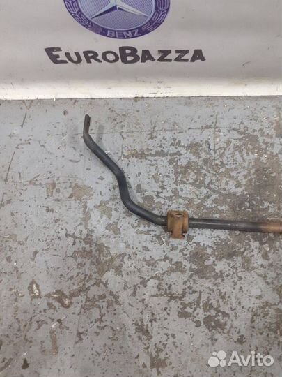 Стабилизатор задний Mercedes W204