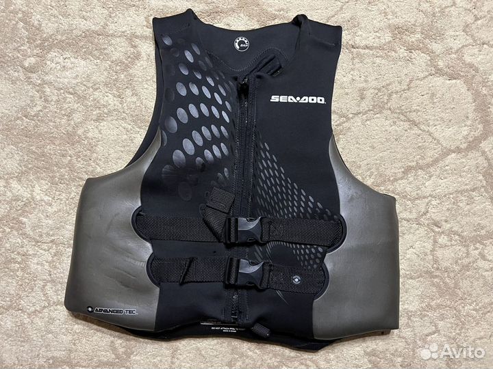 Жилет для водного спорта