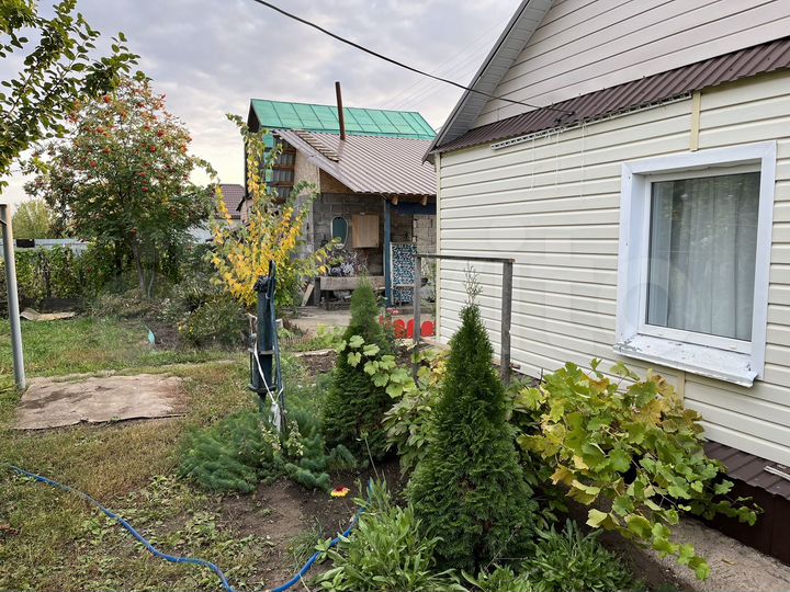 Дача 40 м² на участке 5,5 сот.