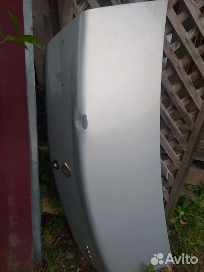 Крышка багажника Рено Логан 1