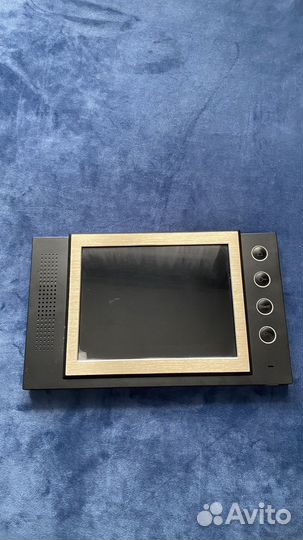 Видеодомофон цветной