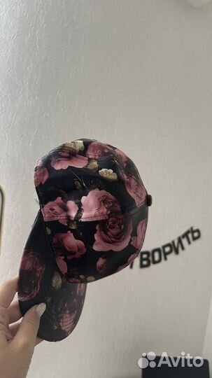 Кепка женская