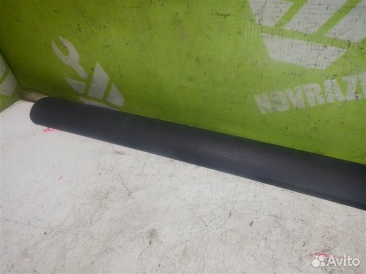 Молдинг заднего крыла левого Фольксваген Кадди К