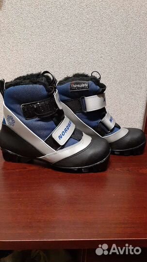 Ботинки для беговых лыж