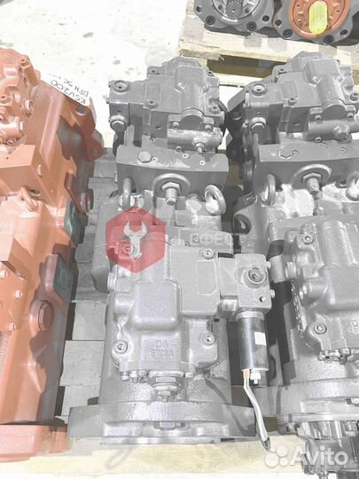 Основной насос Hyundai R450LC-7