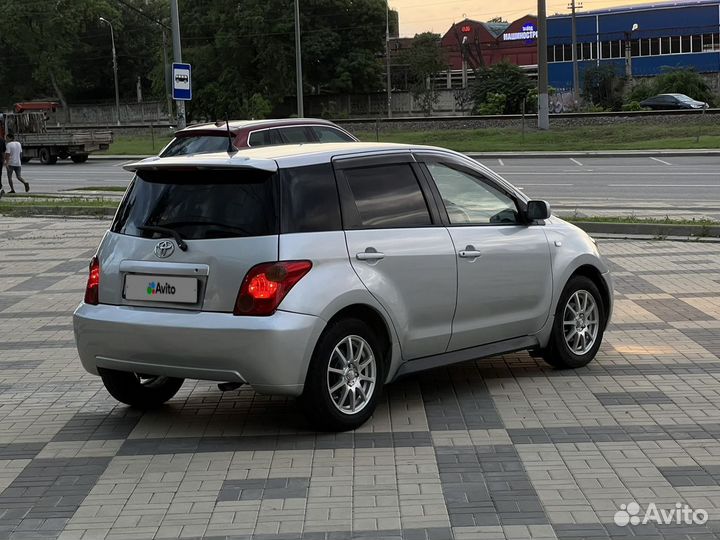 Toyota Ist 1.5 AT, 2002, 305 000 км