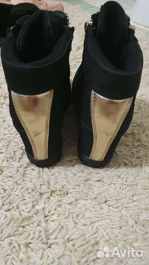 Ботинки женские