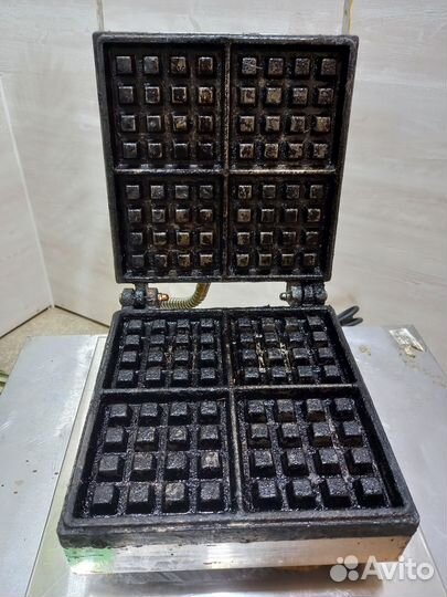 Вафельница Hurakan