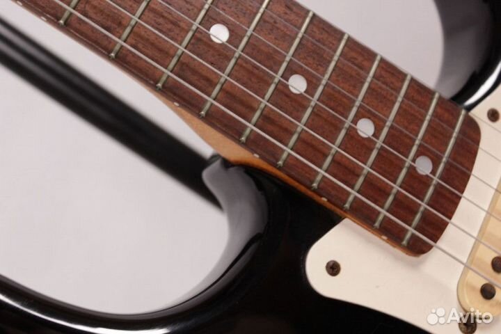Squier By Fender Stratocaster Japan