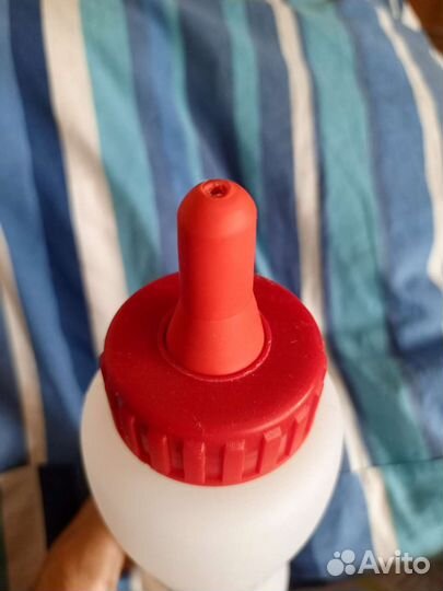 Бутылка для выпойки, кормления козлят, ягнят