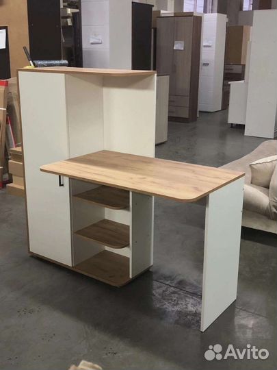 Стол письменный со шкафчиком