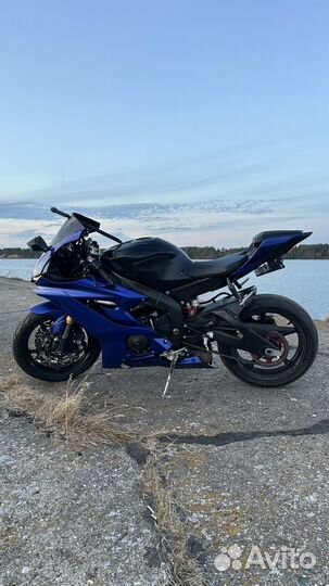 Yamaha R6