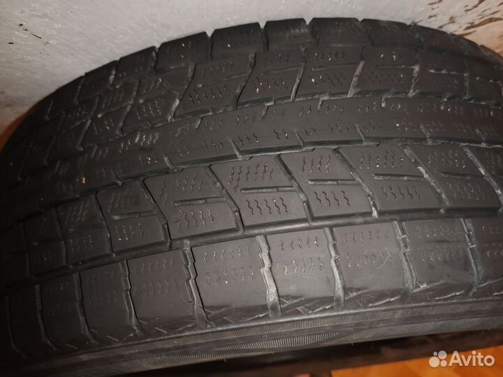 Dunlop Winter Maxx 215/60 R17 96