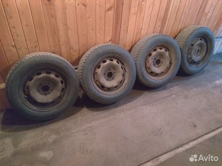 Зимние б/у колеса Yokohama iceGuard 195/65 R15