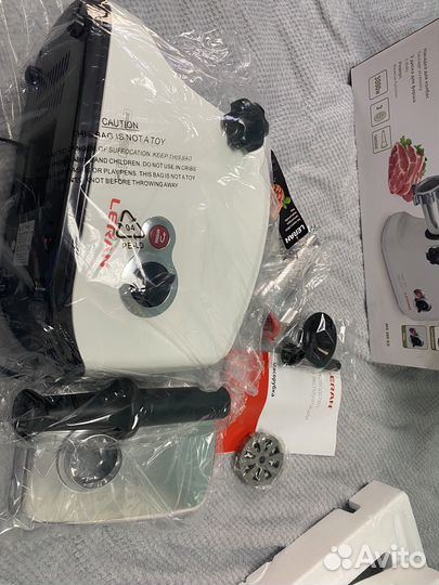 Мясорубка электрическая