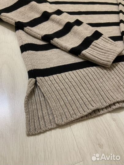 Свитер женский оверсайз