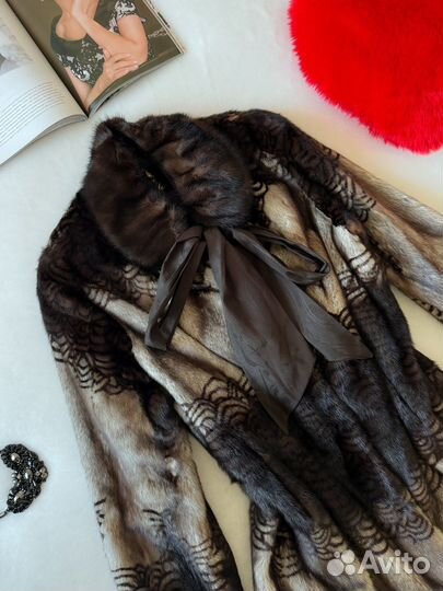 Шуба норковая 48-50 коричневая