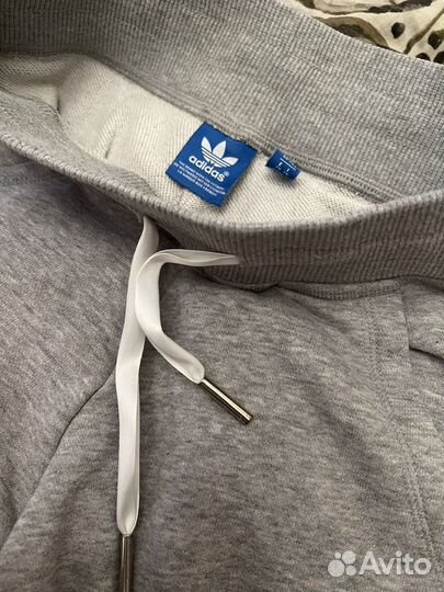 Спортивные шнаны adidas