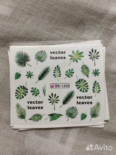 Ищу модель на покрытие ноготков гель- лаком