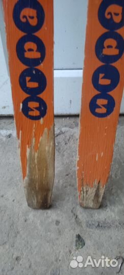 Детские лыжи деревянные
