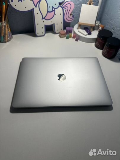 Apple Macbook Pro 13 2022 M2 8 GB 256 GB