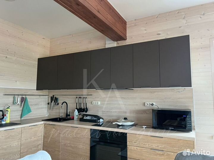 Угловая кухня в наличии