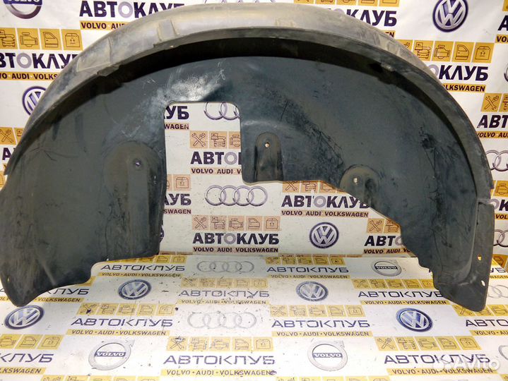 Локер (подкрылок) задний правый Вольво XC70