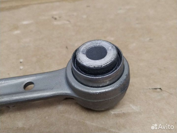 Рычаг задней подвески сход-развальный