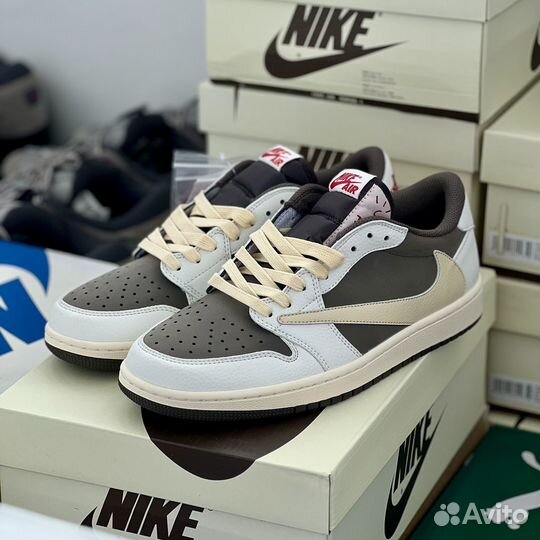 Nike air jordan 1 low travis scott reverse mocha