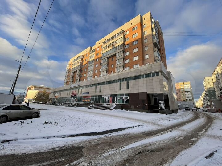 Торговая площадь, 680 м²