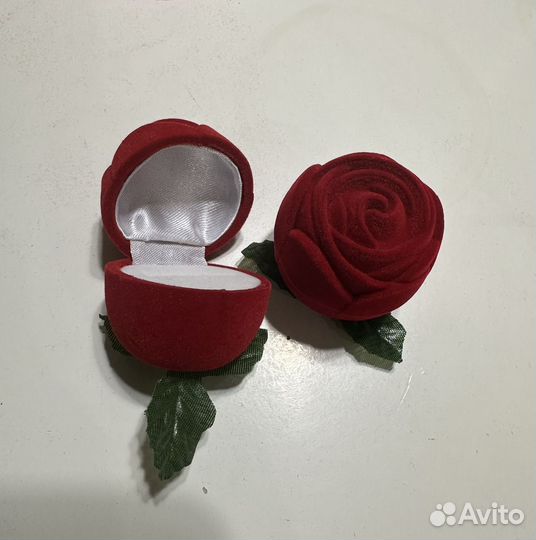 Подарочные коробки для украшений