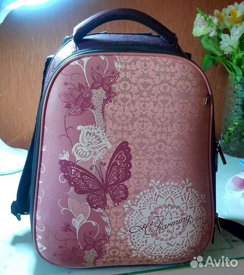 Рюкзак школьный