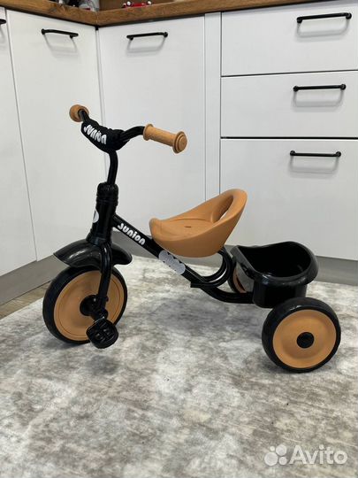Новый детский трехколесный велосипед